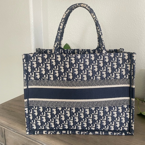 Christian Dior Book Tote Medium Size - Picture 7 of 14